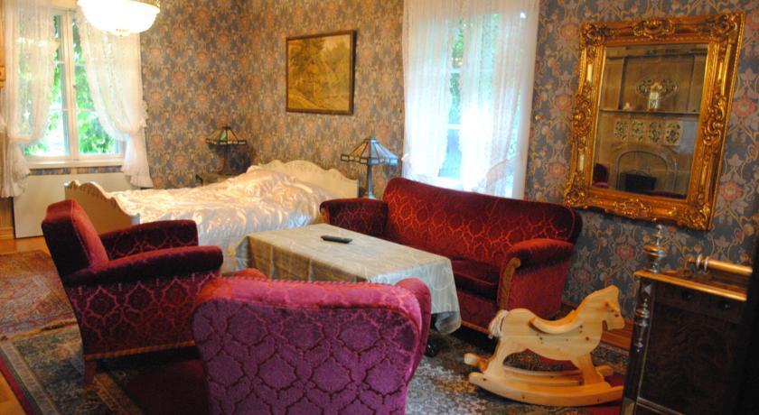 Gasthof Luostarin Puutarha 2*