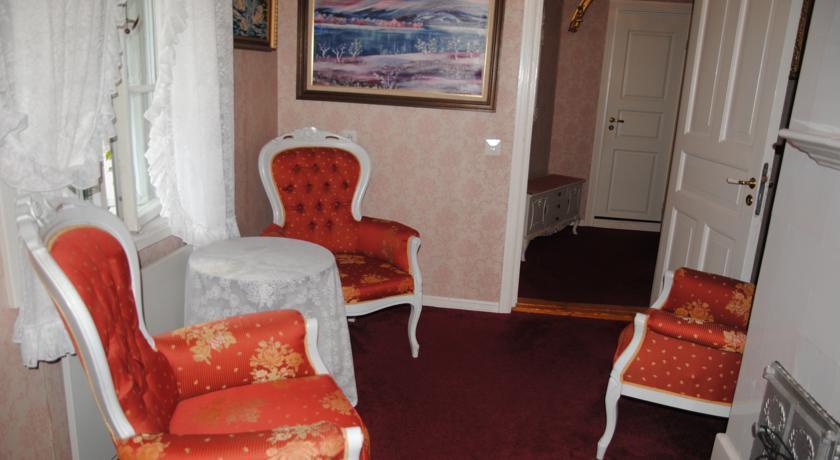 Luostarin Puutarha 2* Naantali